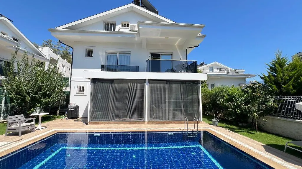 Villa in Calis